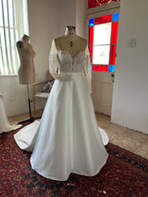 Load image into Gallery viewer, Dress Marlene