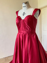 Load image into Gallery viewer, Dress Carol