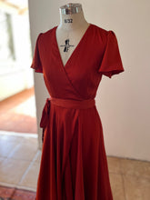 Load image into Gallery viewer, Satin Wrap Bridesmaids Dresses