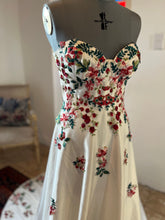 Load image into Gallery viewer, Floral Lace Wedding Gown