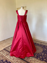 Load image into Gallery viewer, Dress Carol