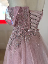 Load image into Gallery viewer, Dress Carissa