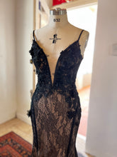 Load image into Gallery viewer, Black Fit & Flare chantilly lace dress