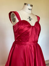 Load image into Gallery viewer, Dress Carol