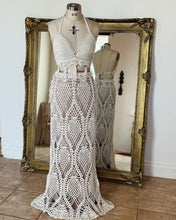 Load image into Gallery viewer, Crochet Bohemian/Beach Wedding Gown