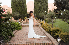 Load image into Gallery viewer, Dress Carlia