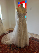 Load image into Gallery viewer, Dress Mari-Gene
