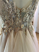 Load image into Gallery viewer, Dress Elisna
