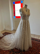 Load image into Gallery viewer, Dress Mari-Gene
